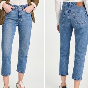 levi’s 501 medium wash mid rise skinny jeans size W27L28